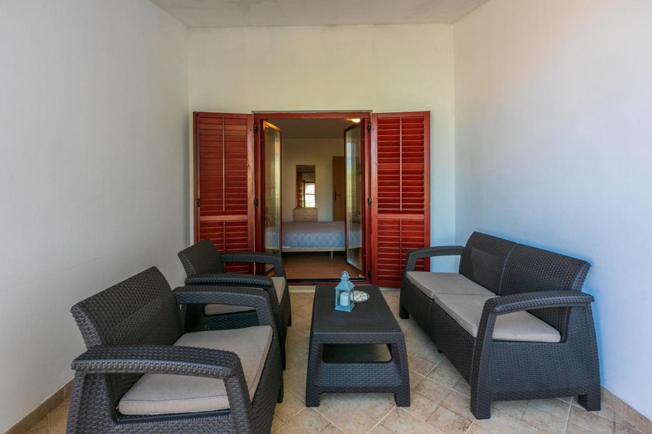 Apartments Armando Fazana Exterior photo